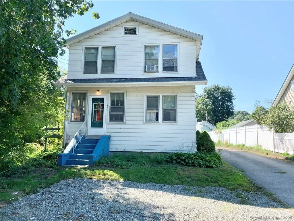 486 Mohegan Avenue Parkway, Waterford