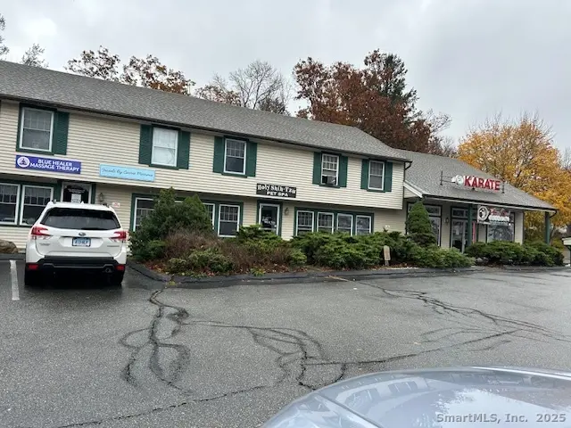 3175 Gold Star Highway, Groton