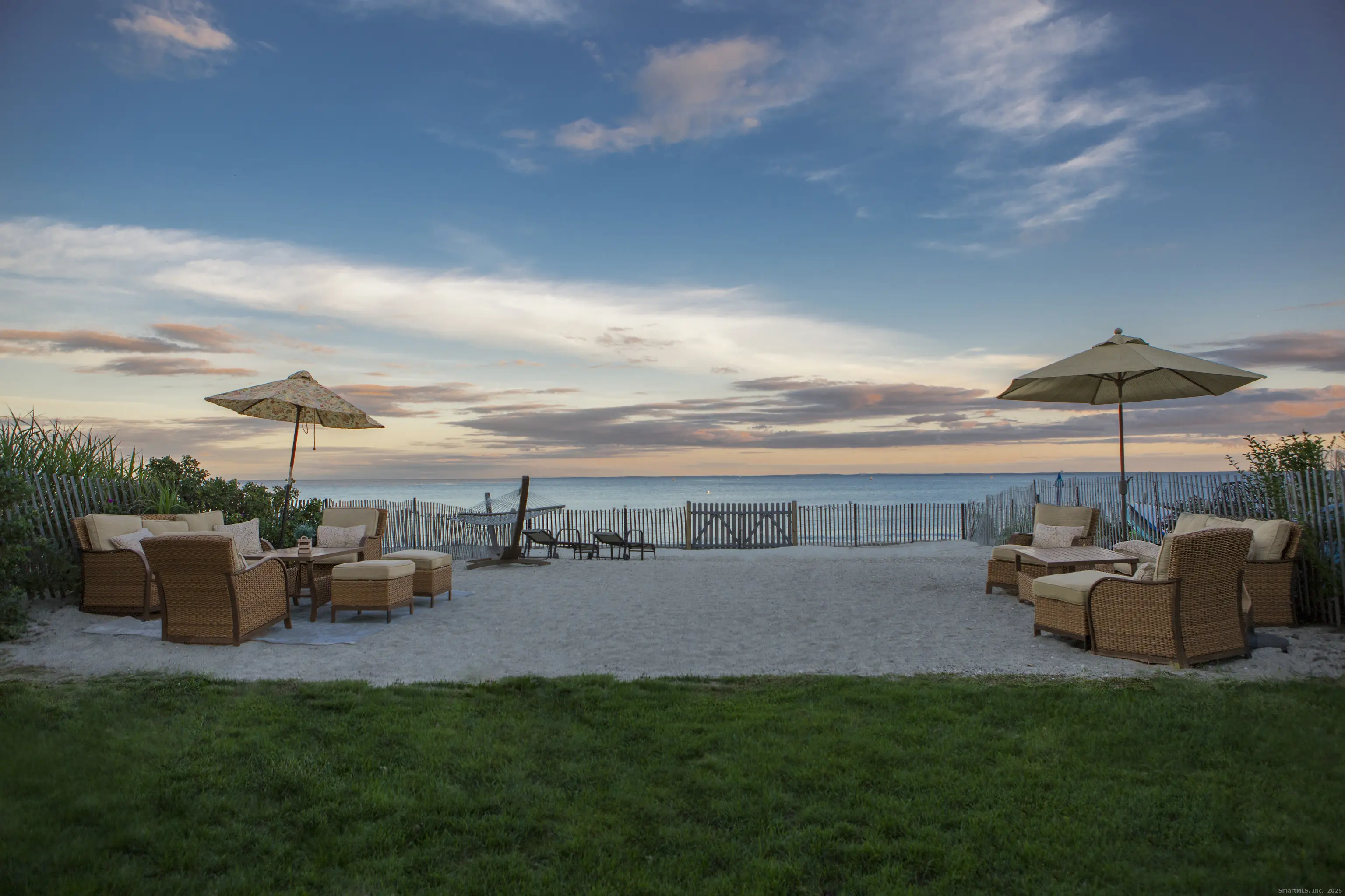 1987 Fairfield Beach Road, Fairfield