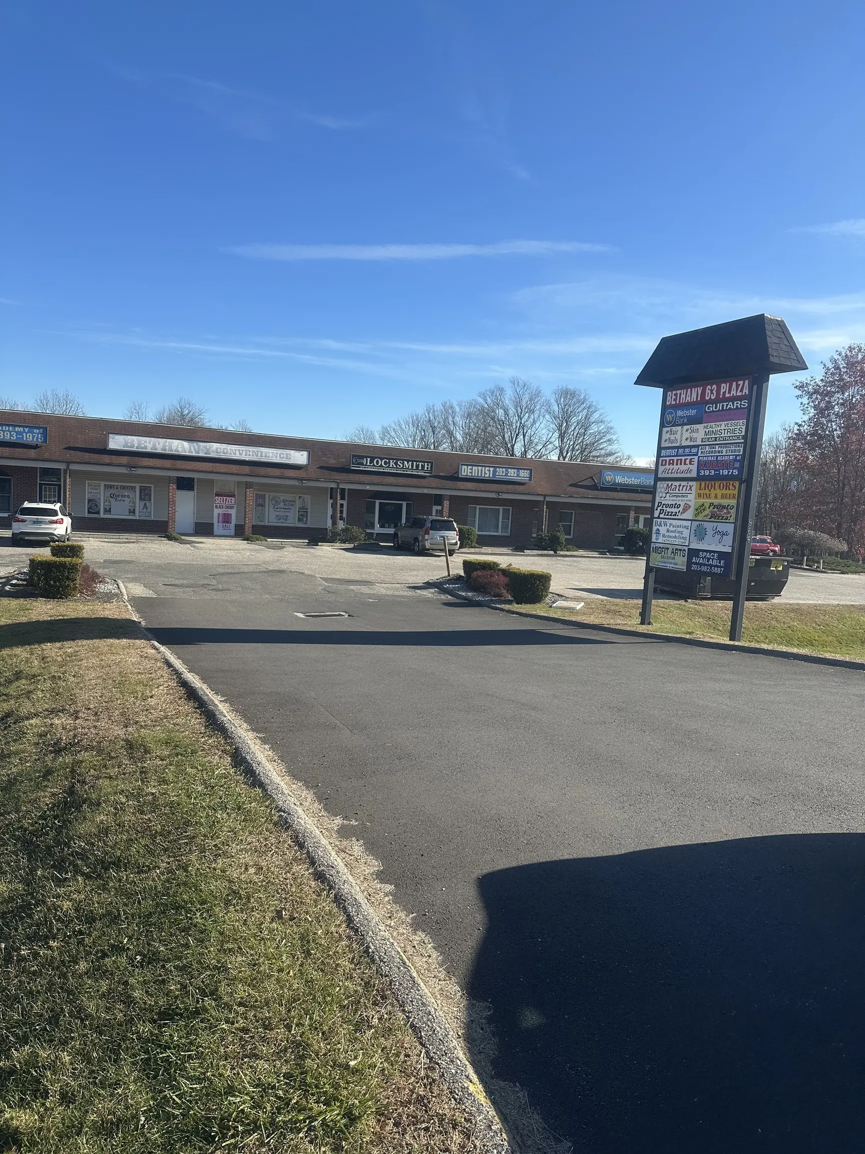 696 Amity Road 18 Total, Bethany