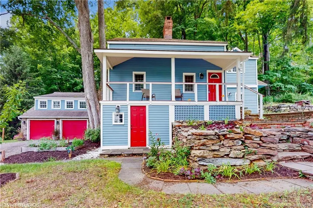 15 Riverview Road, New Milford