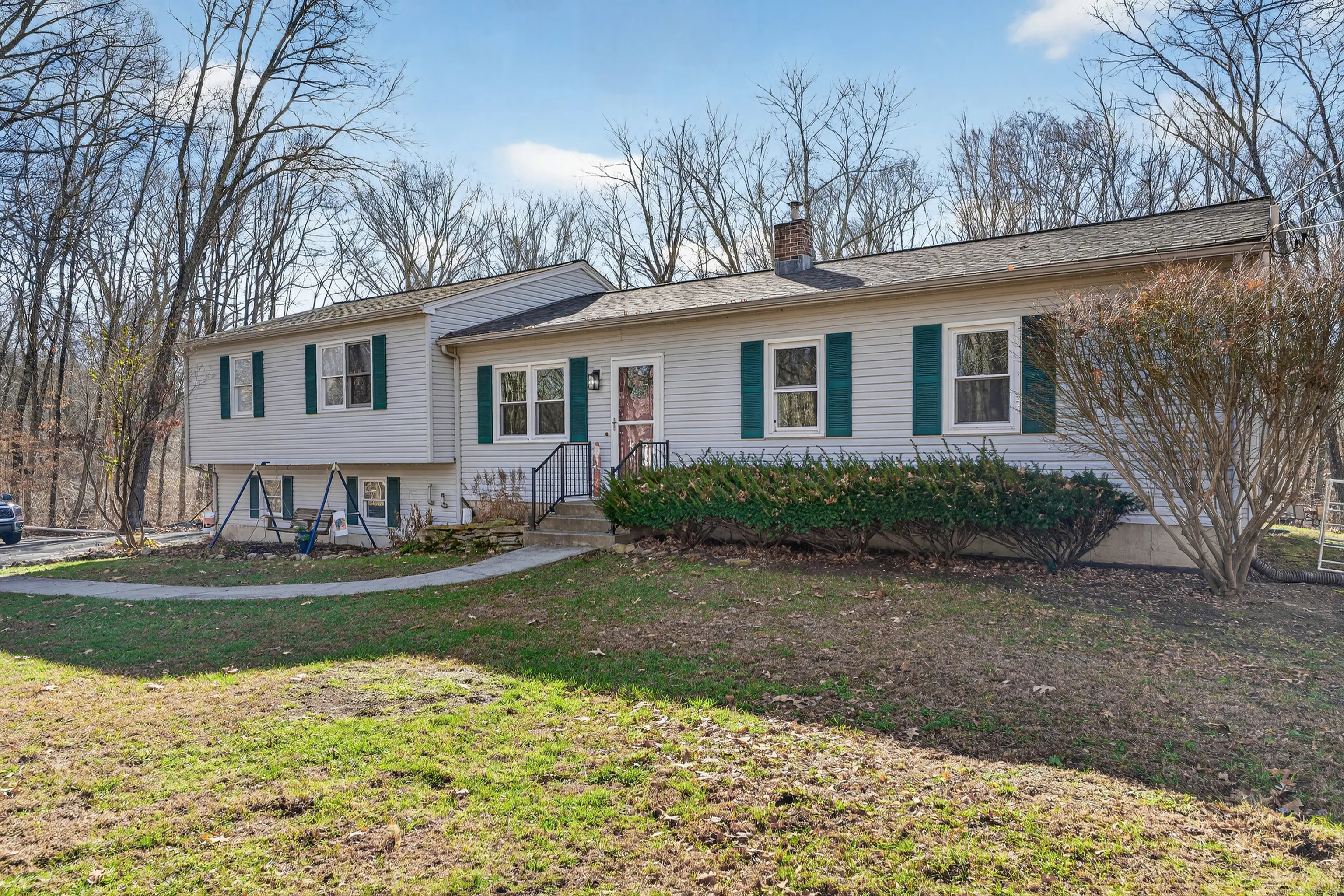 116 Spicer Hill Road, Ledyard