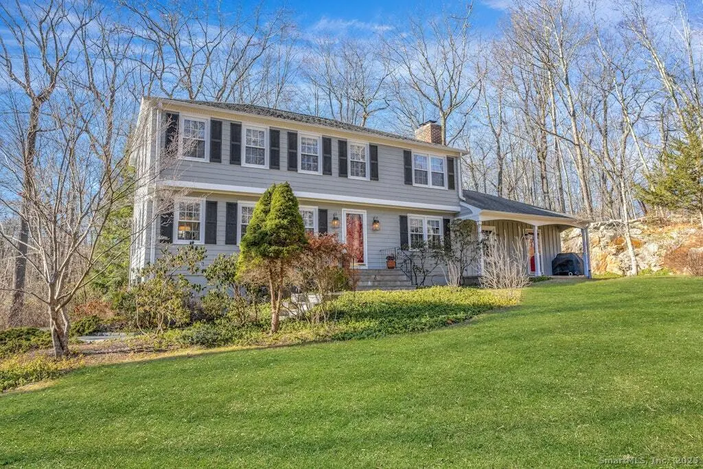 26 Ledgewood Drive, Wilton