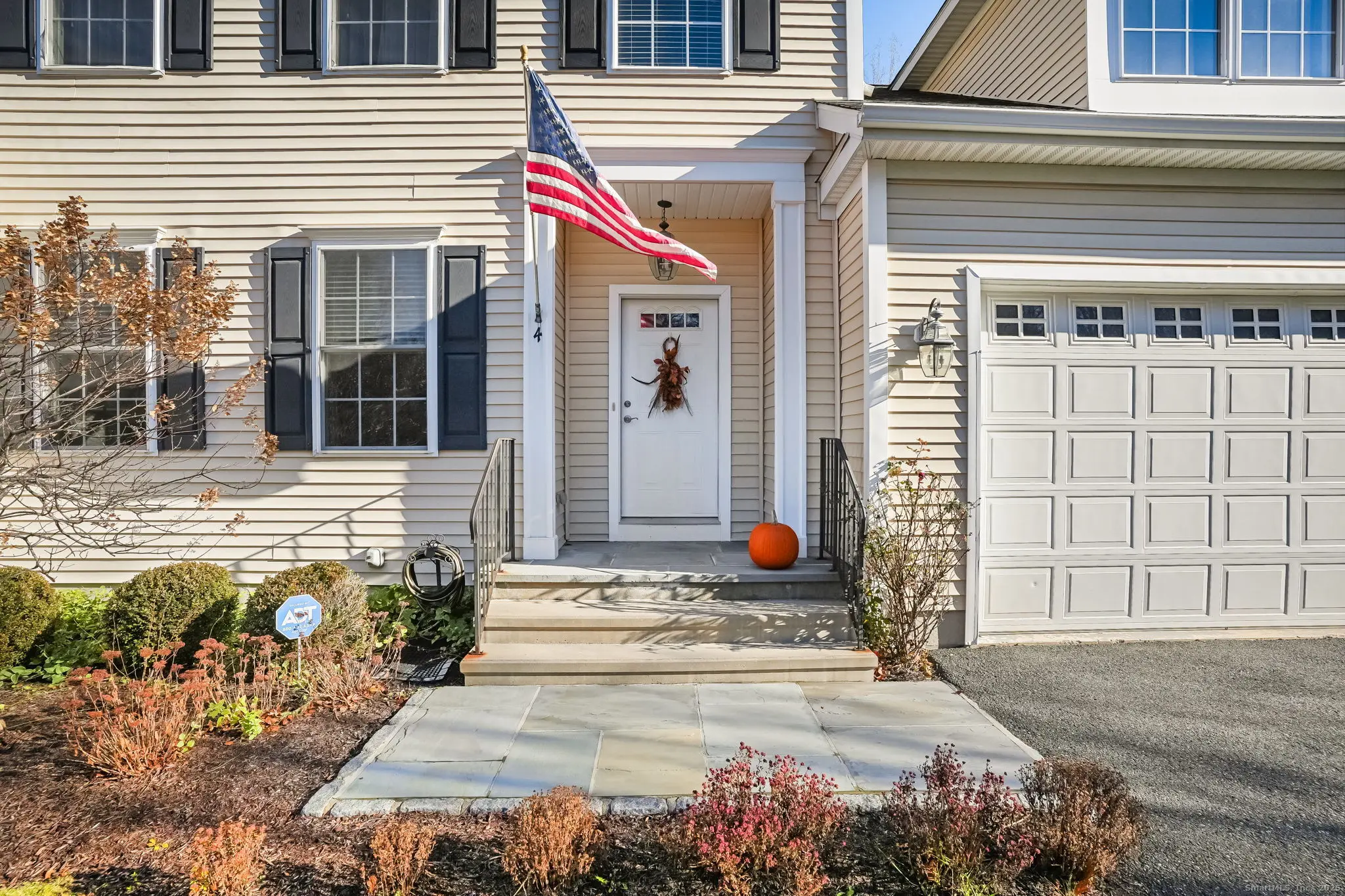 4 Bailey Boulevard 4, Bethel