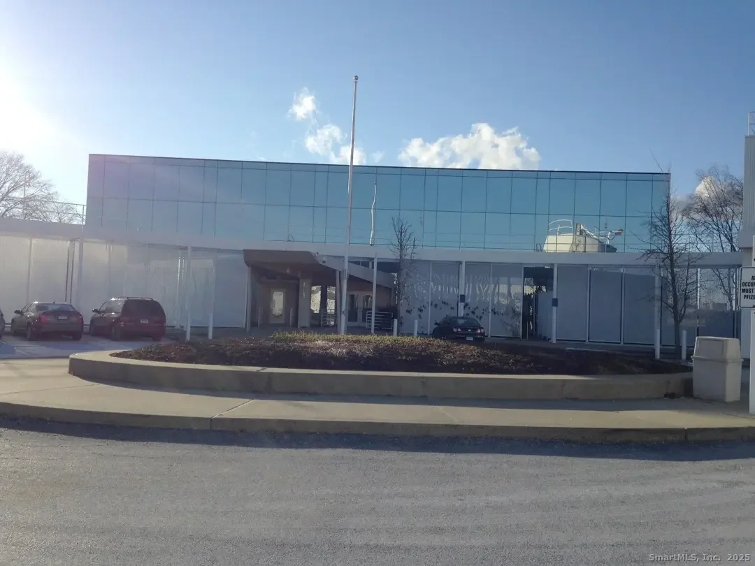 541 Eastern Point Road 2, Groton