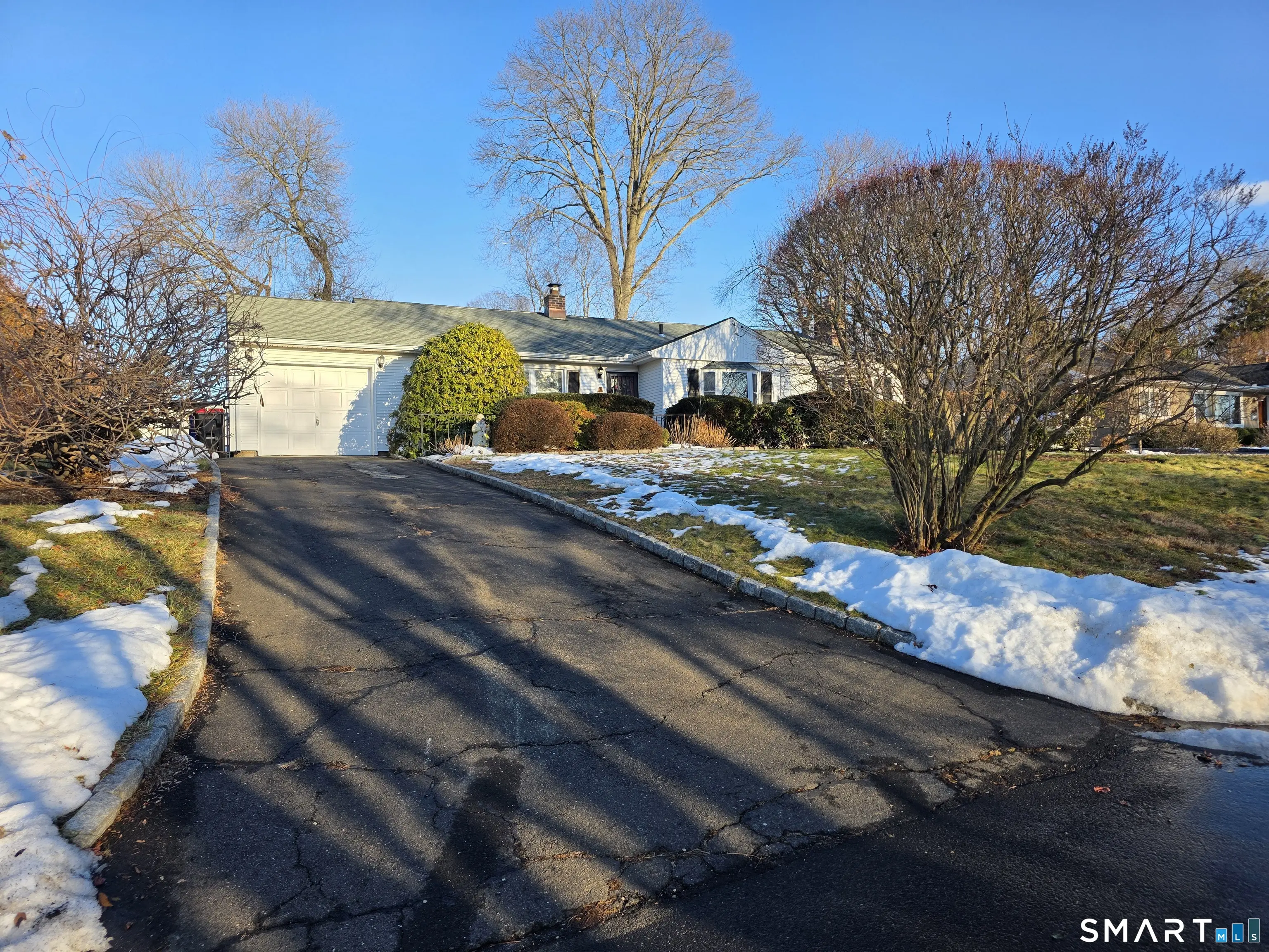 5 Tod Road, Norwalk