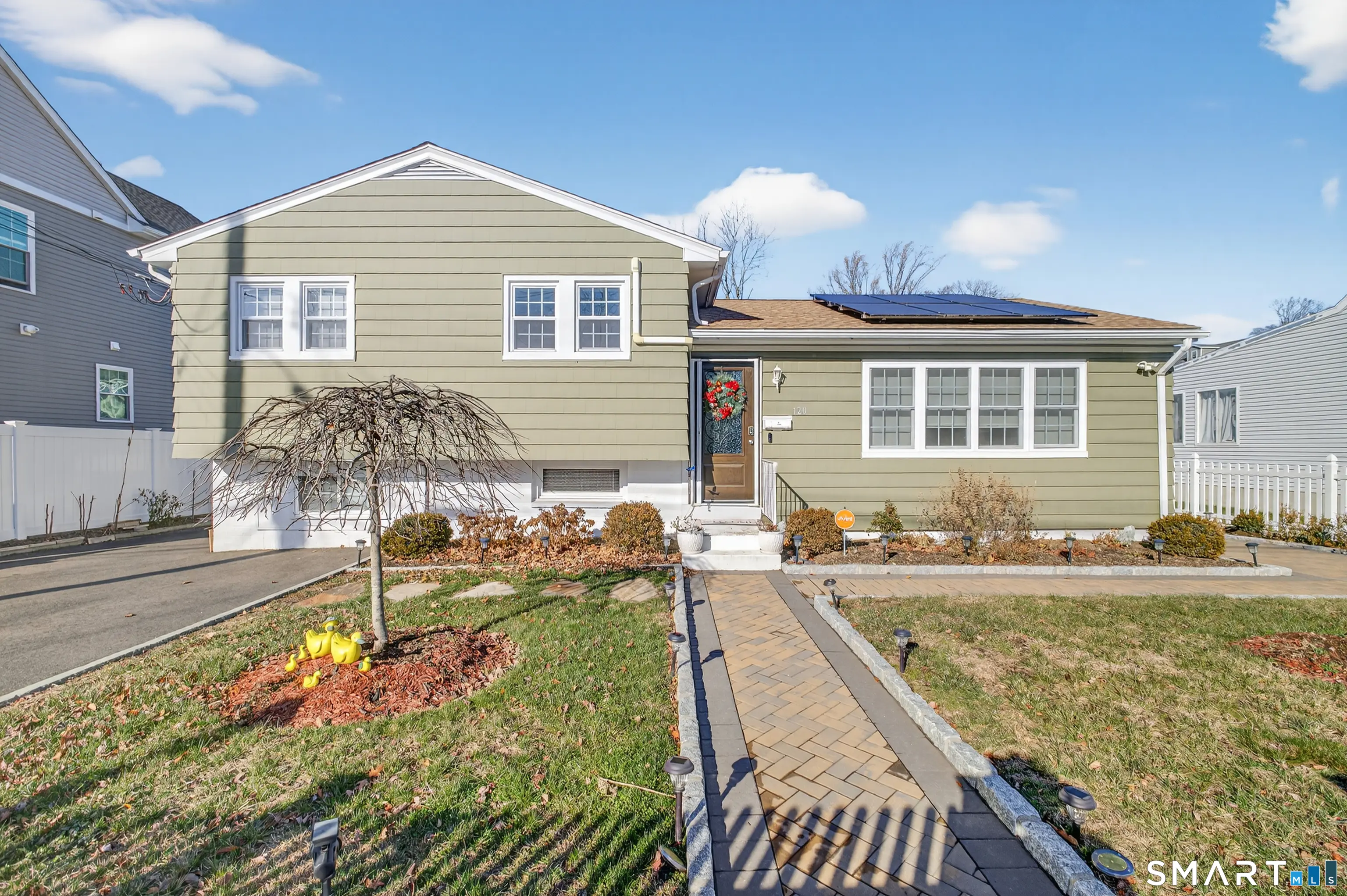 120 Clark Street, Bridgeport