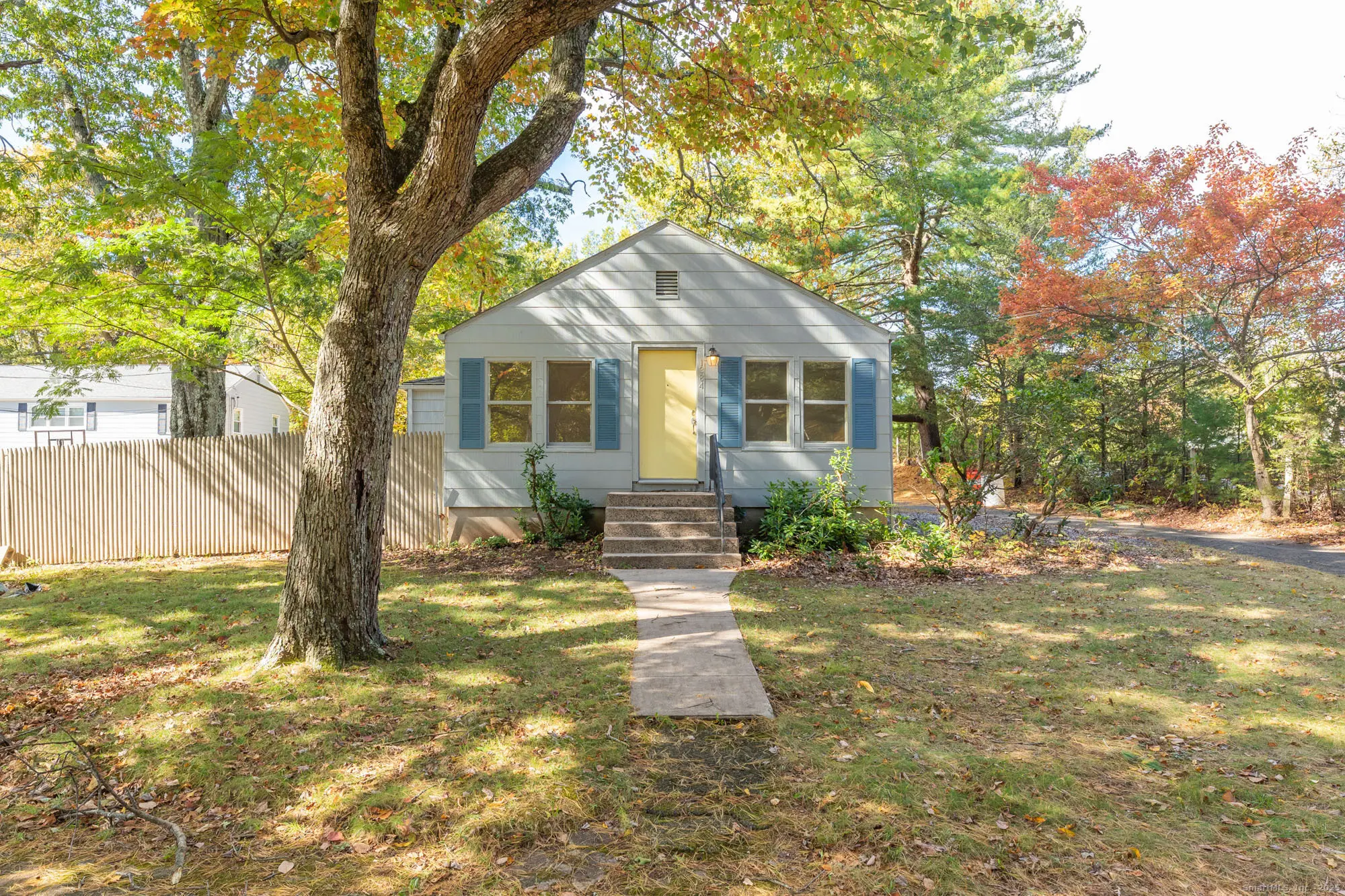 1384 West Street, Southington