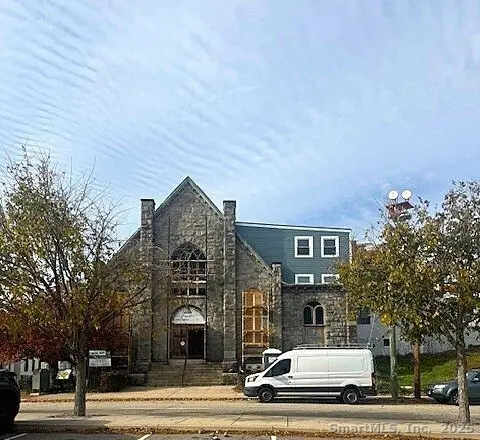 157 Green Street 1c, New London