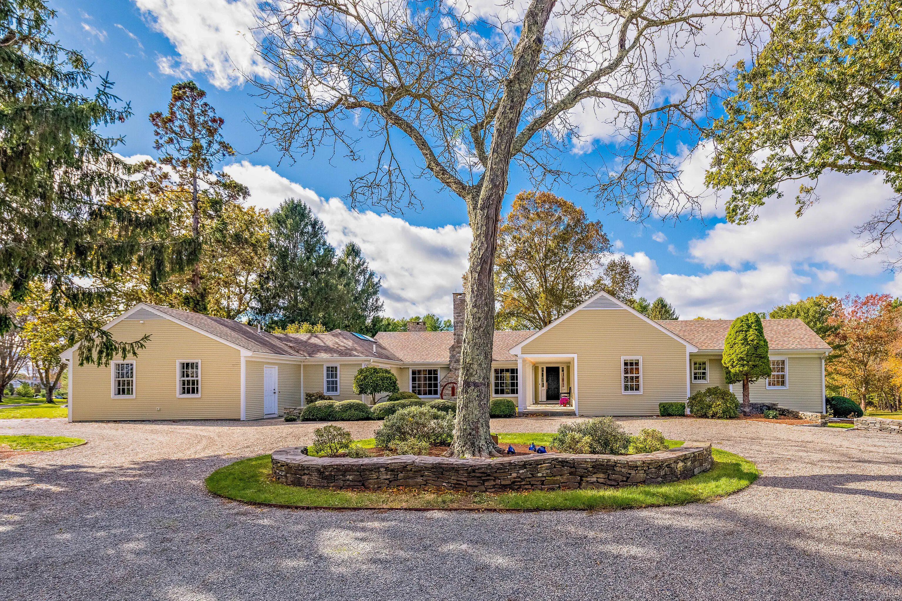 455 Stonington Road, Stonington