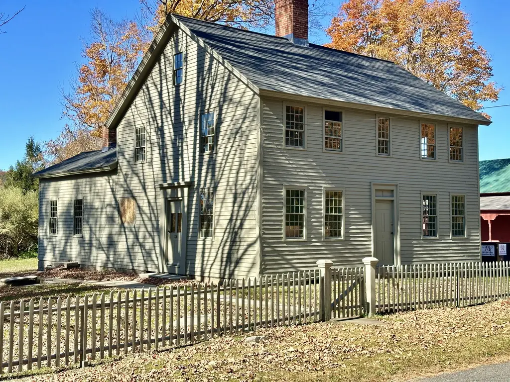 27 Middle Quarter Road, Woodbury