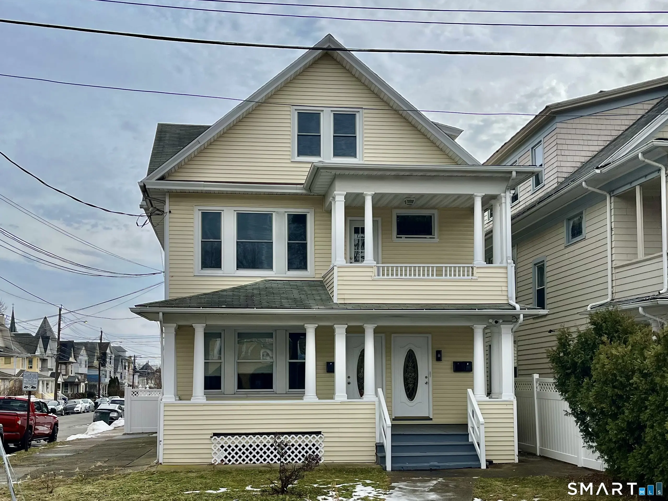 2449-2451 North Avenue 1, Bridgeport
