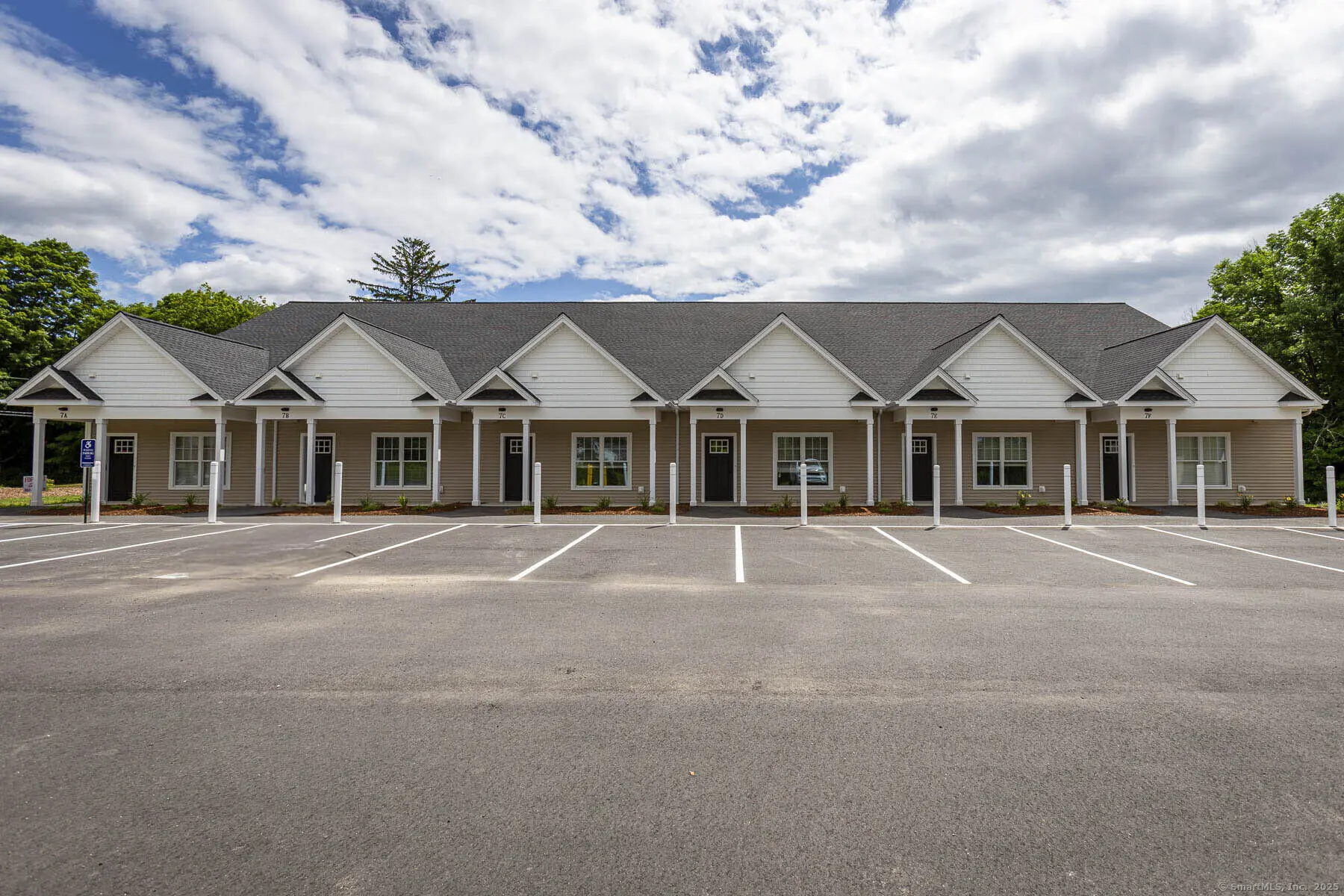 7 Loomis Road C, Bolton