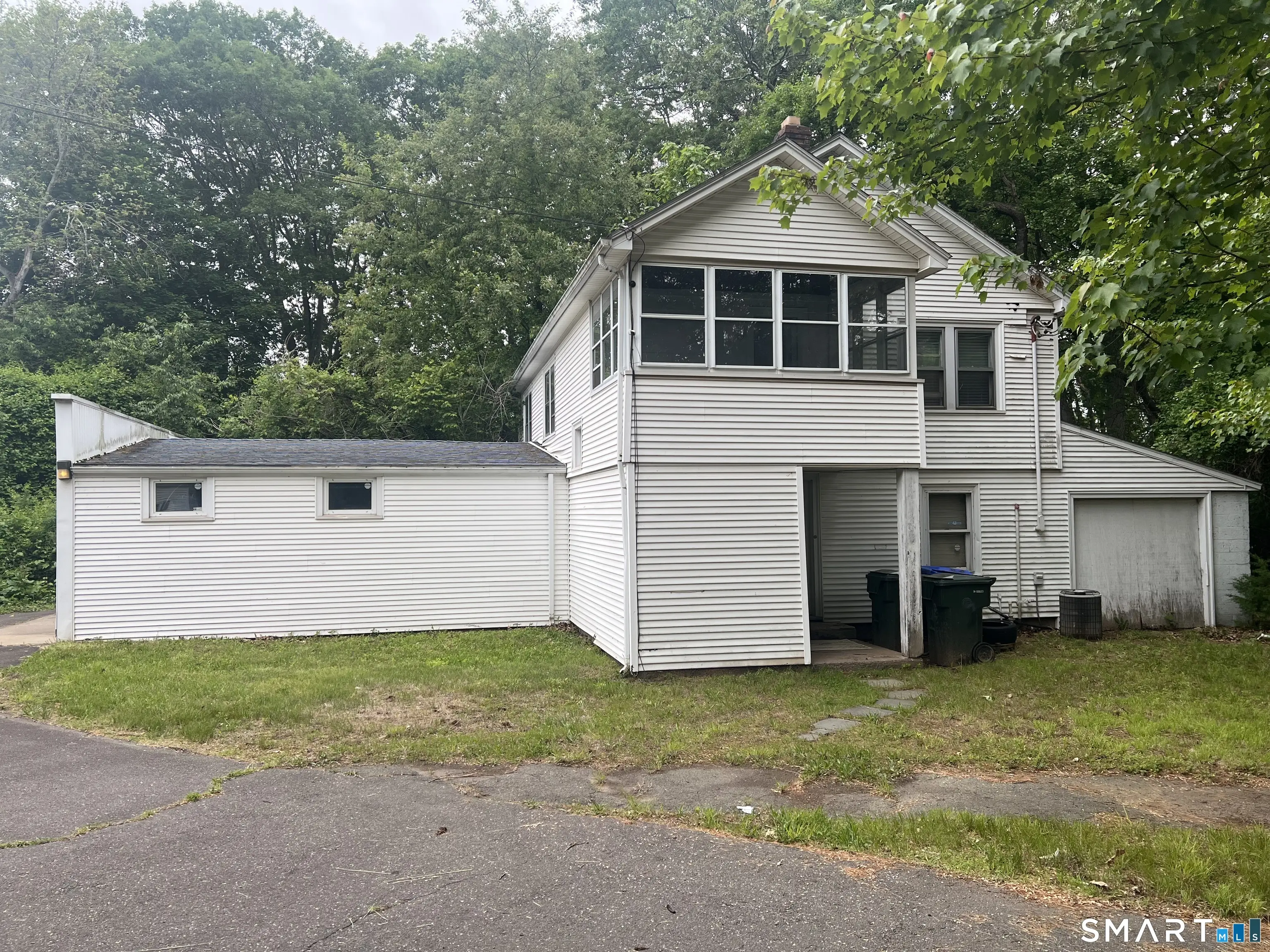 4 Great Hill Road, East Hartford