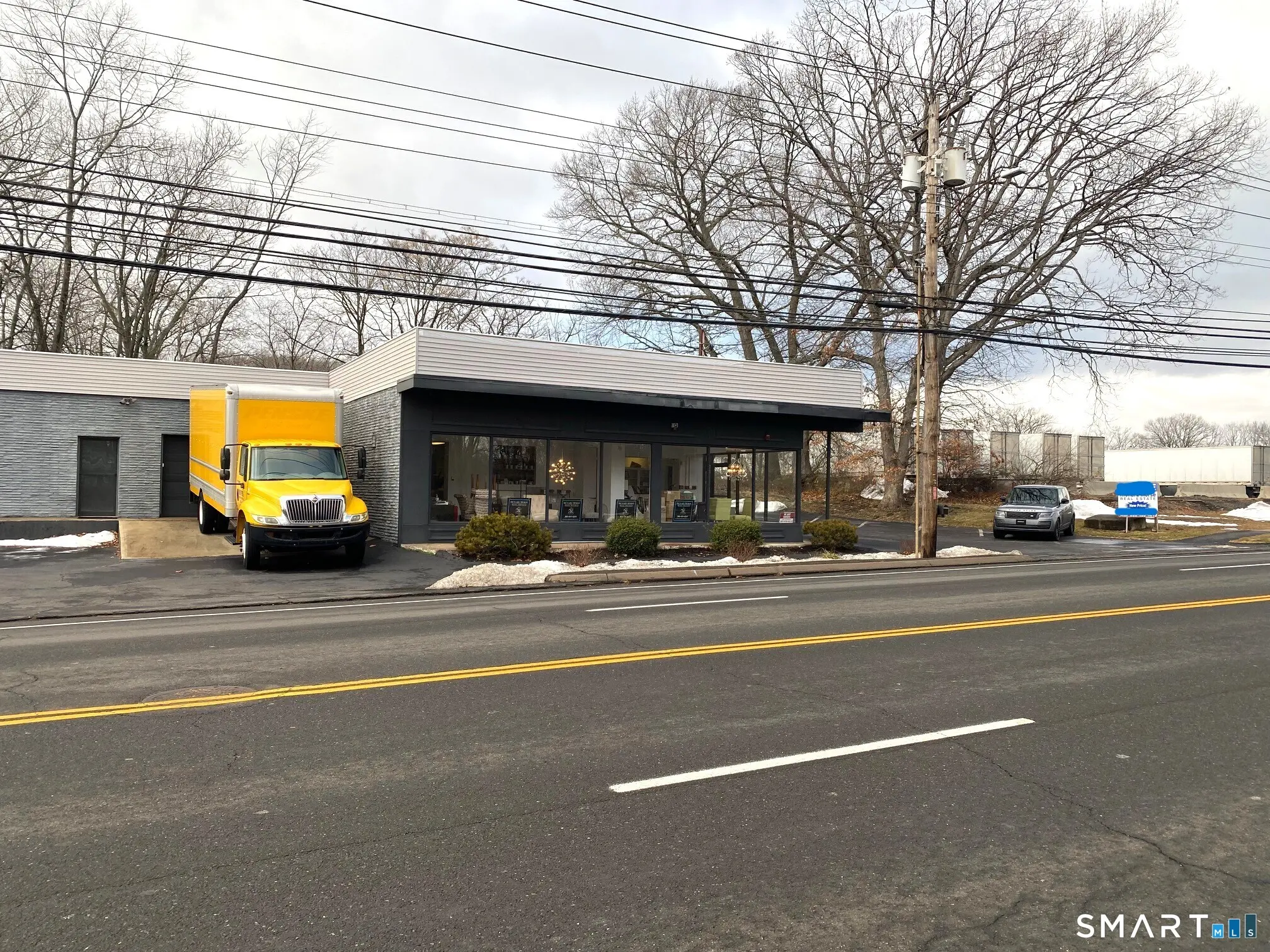 703 Boston Post Road, West Haven
