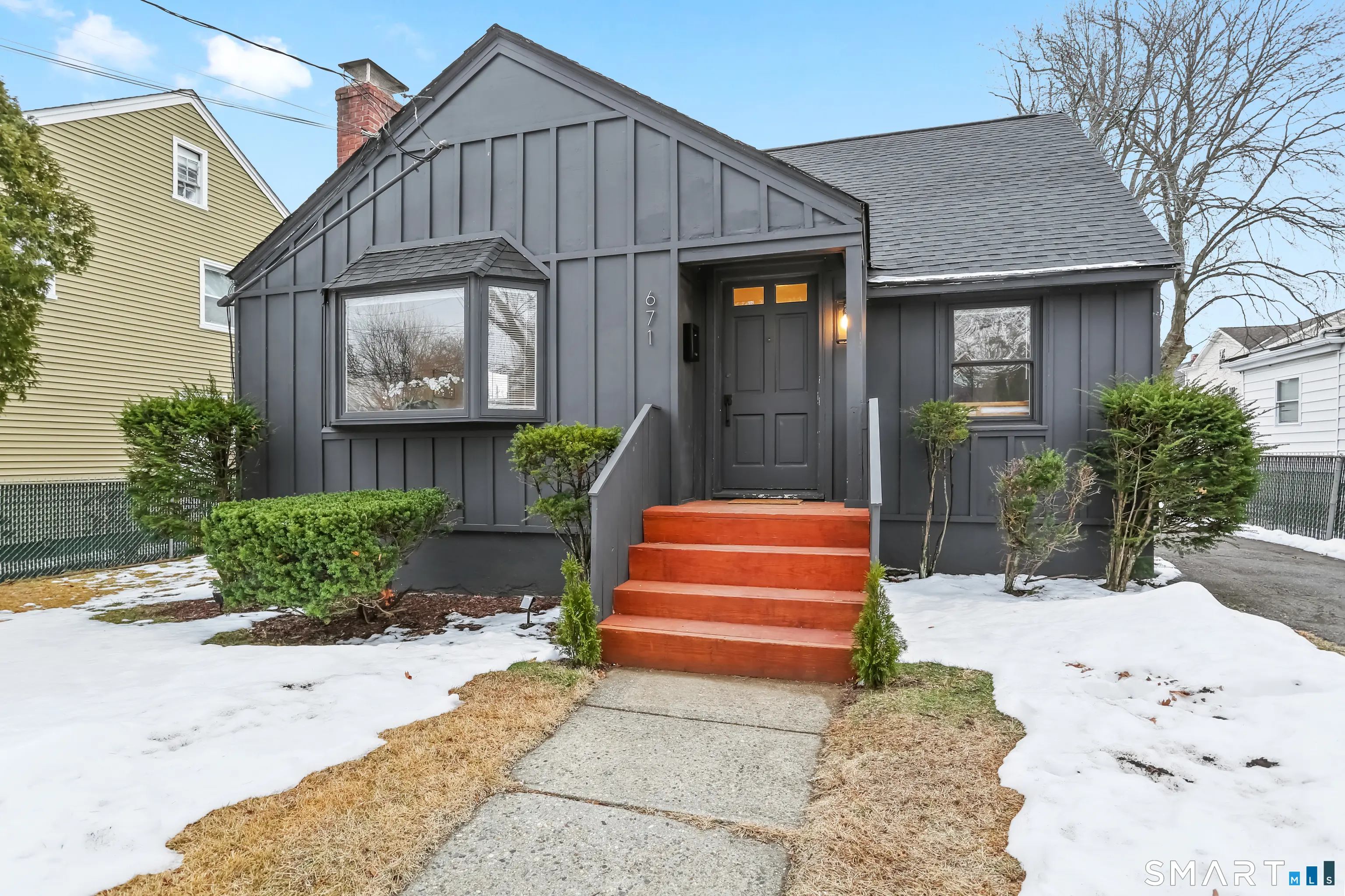 671 Fairview Avenue, Bridgeport