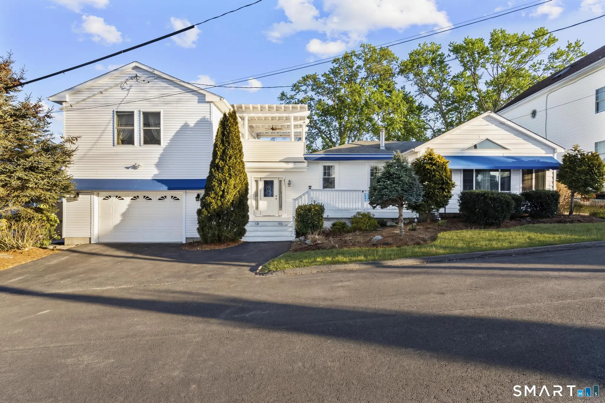 231 Pawson Road, Branford