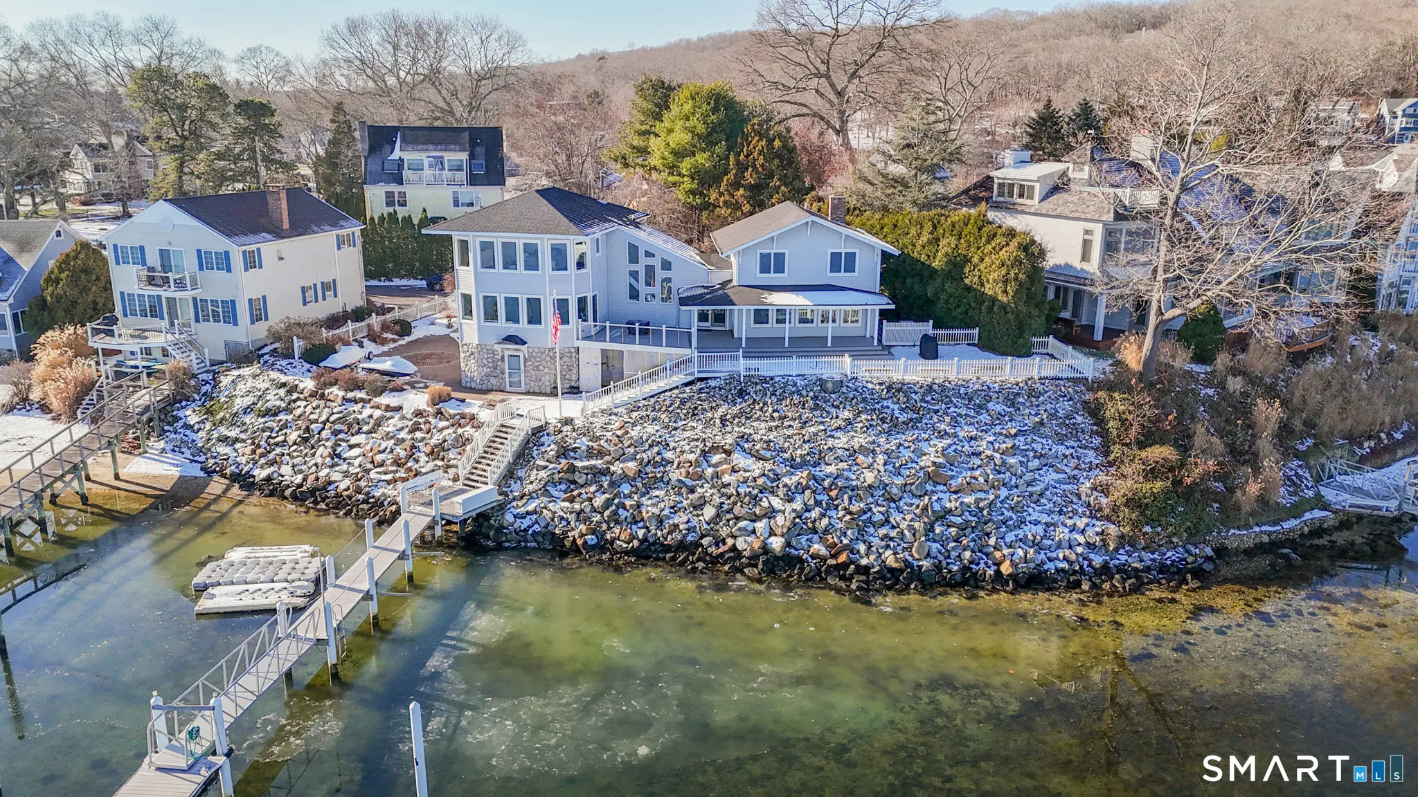 32 Bishops Bay Road, East Lyme