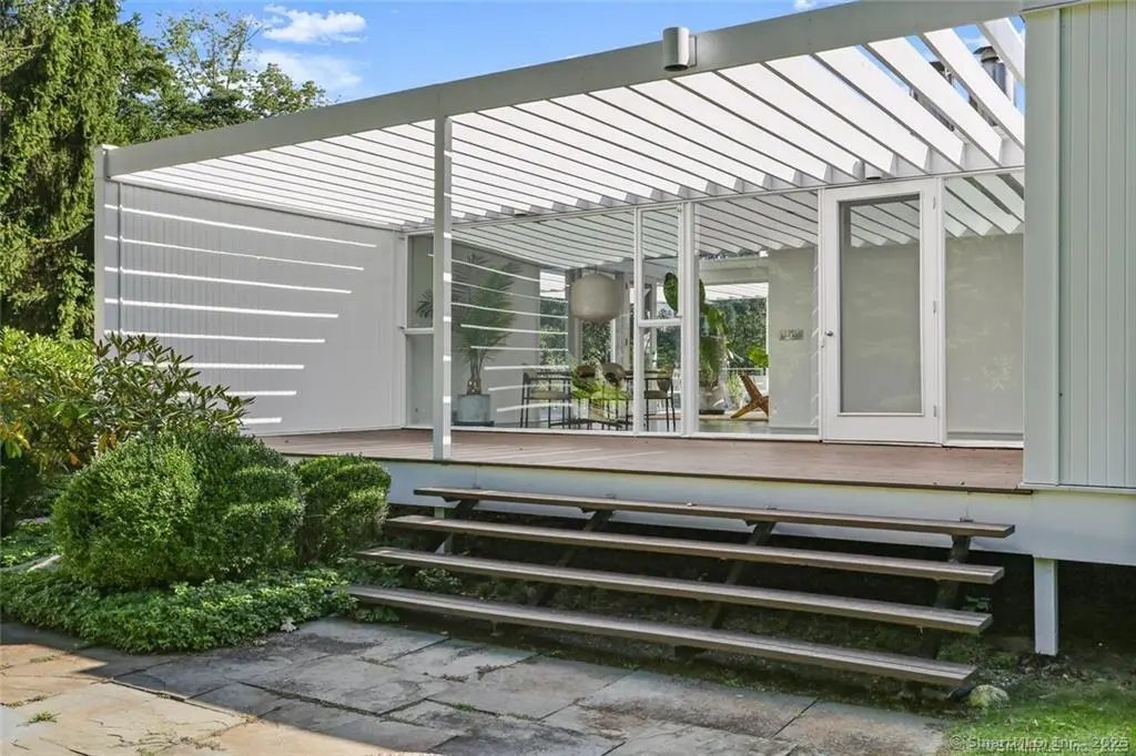 26 Chalburn Road, Redding