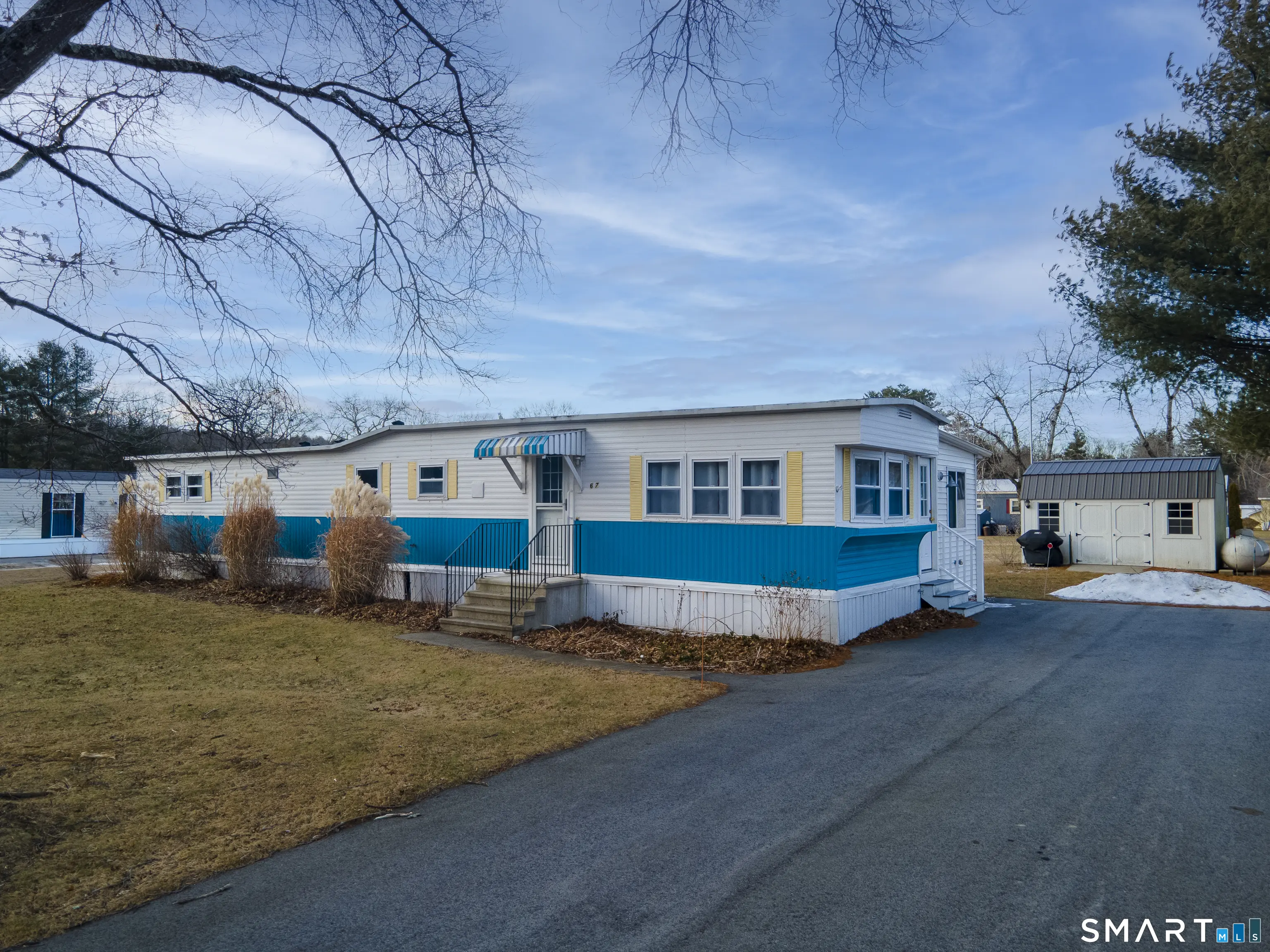 67 Breezy Lane, Thompson