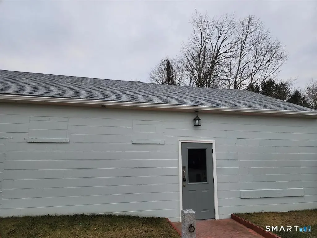 16 Church Street, Voluntown