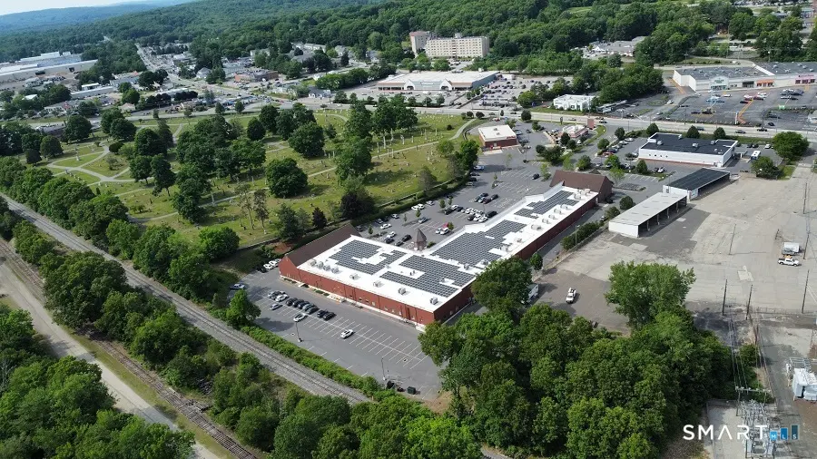 1320 Main Street, Windham