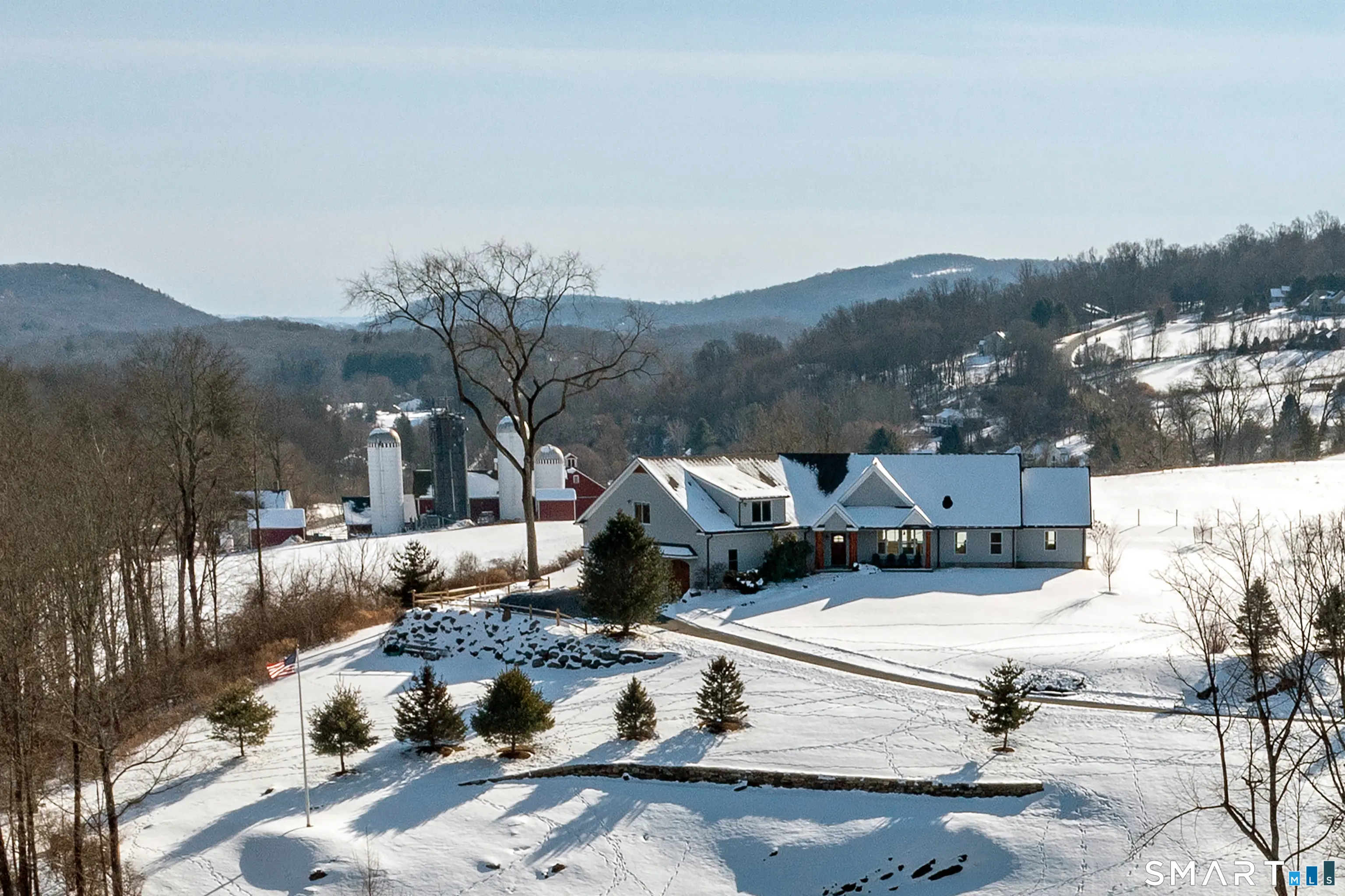 105 Route 39 North, Sherman