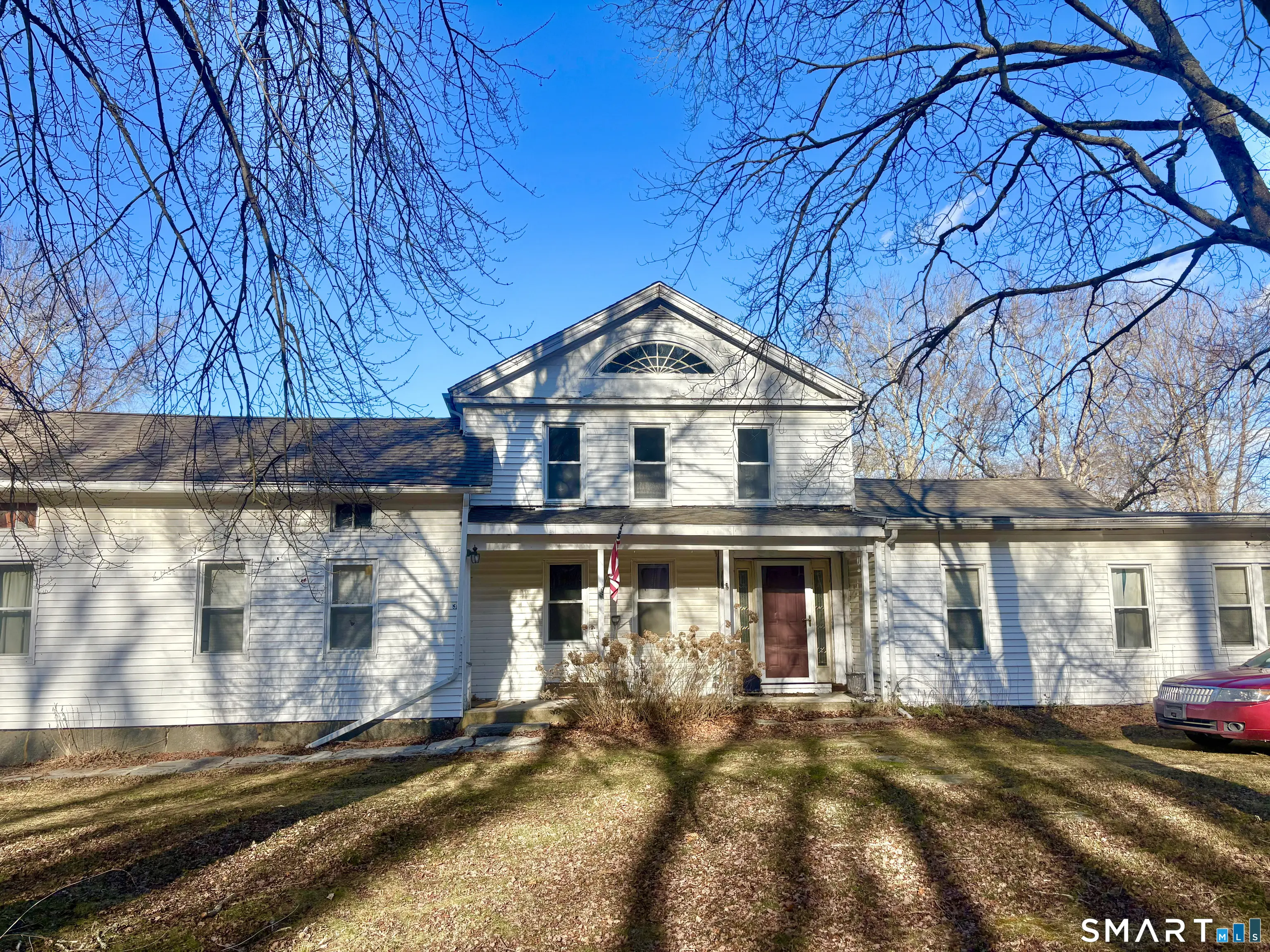 10 Pond Road, Franklin