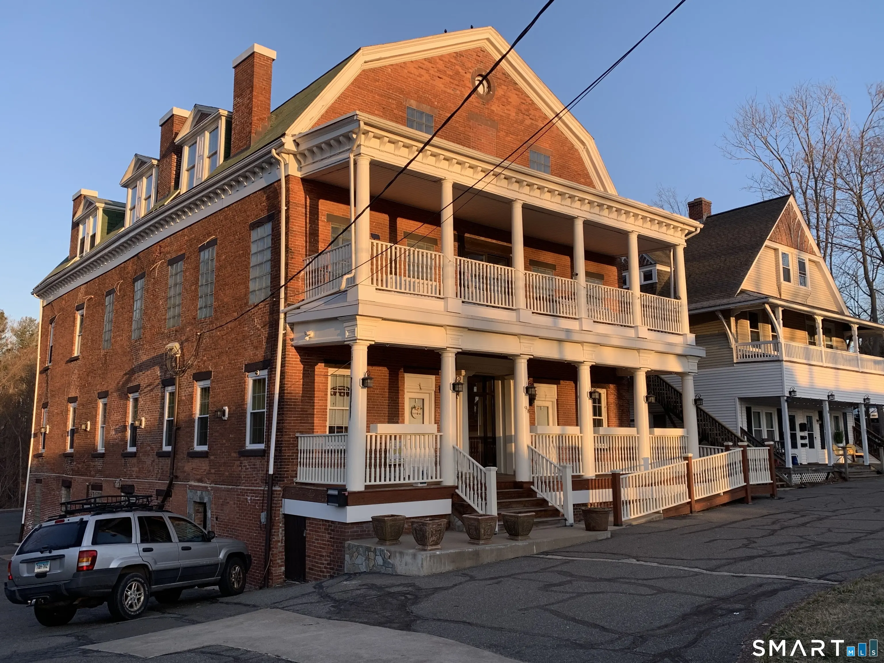 98 Main Street, East Windsor