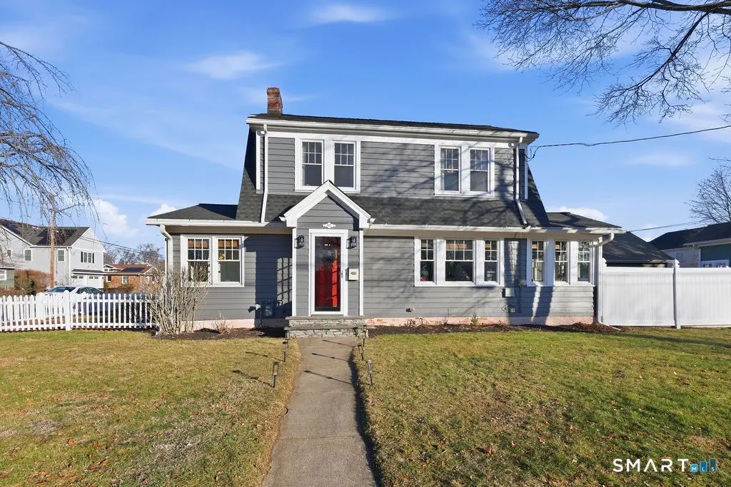 82 Miller Avenue, Milford