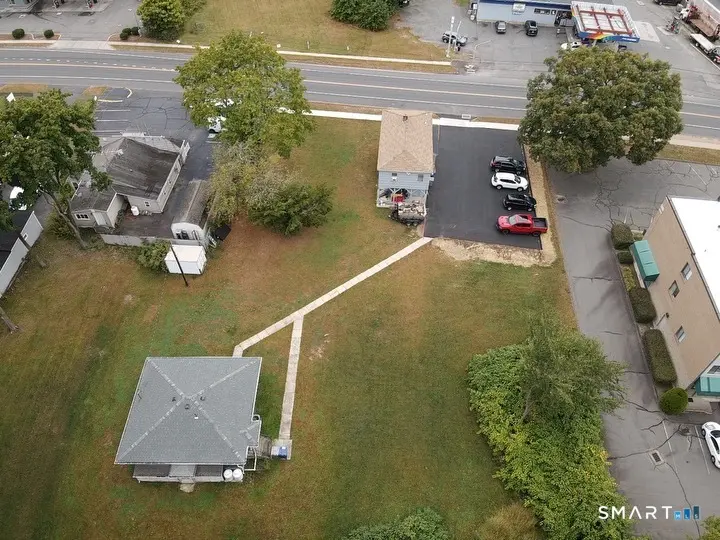 270 East Street, Plainville