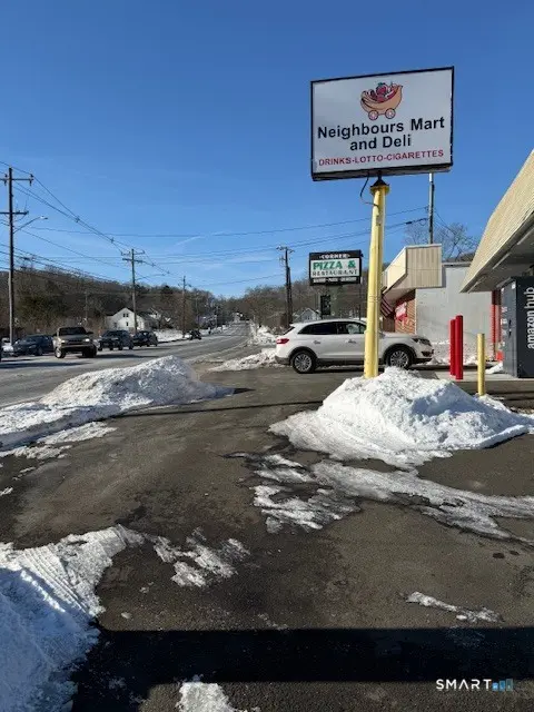 485 Farmington Avenue, Bristol