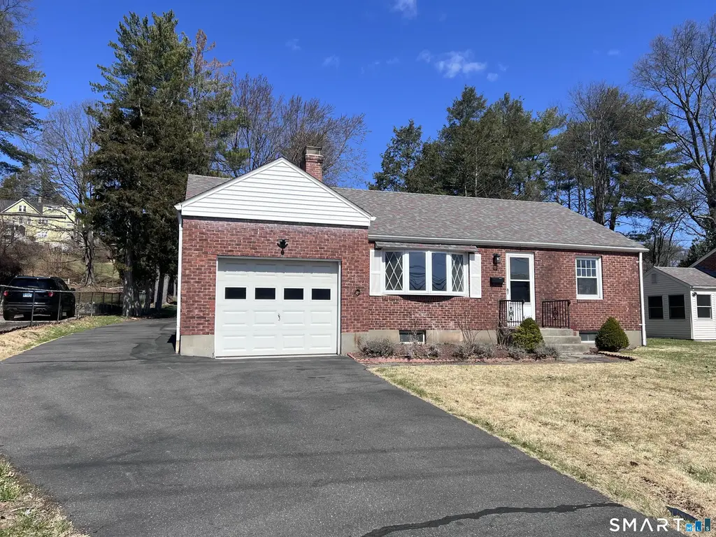 154 Allen Street, New Britain