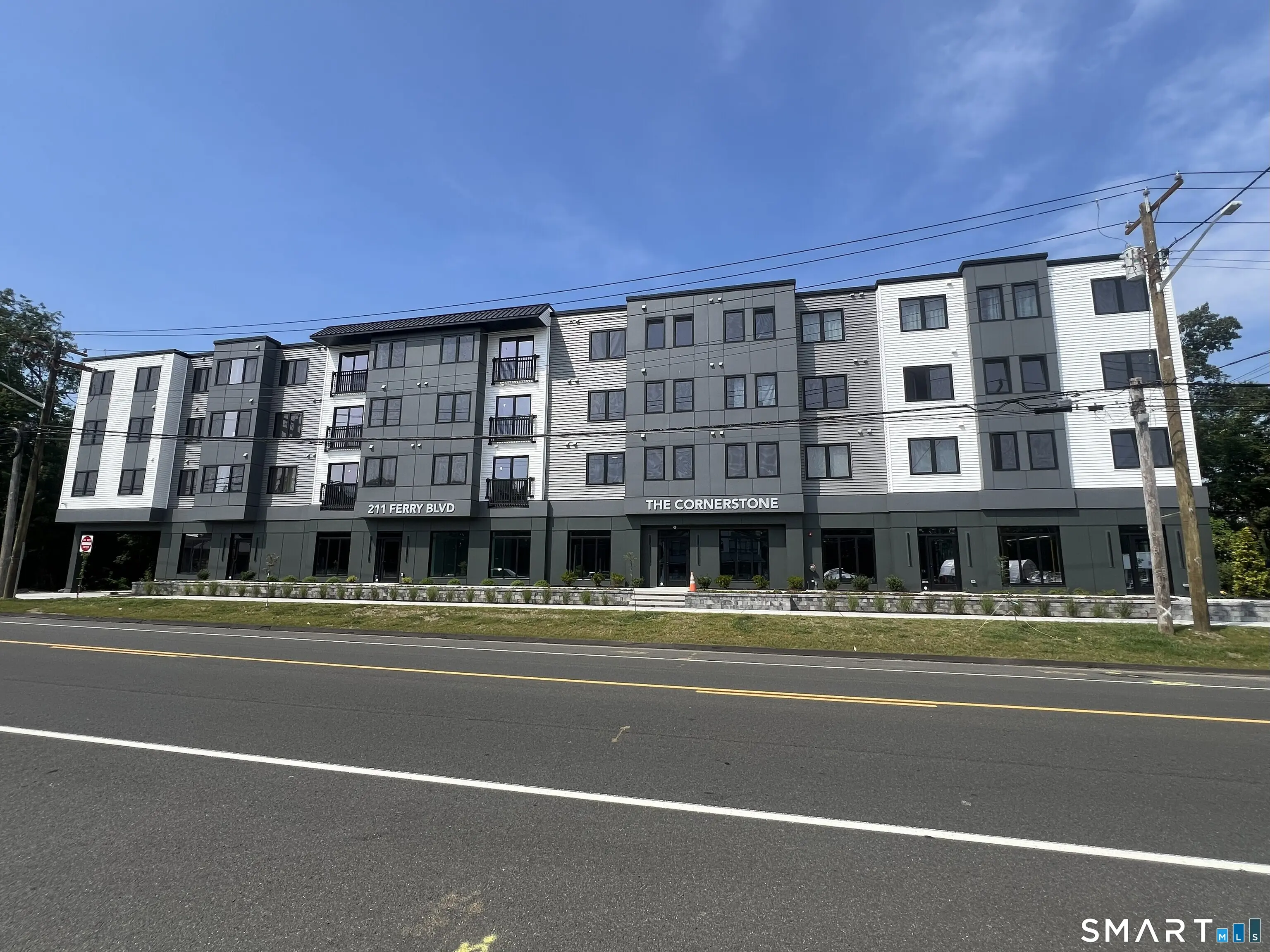 211 Ferry Boulevard 208, Stratford