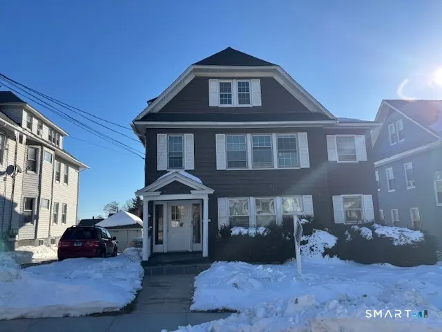 292 Ridgefield Avenue 2, Bridgeport