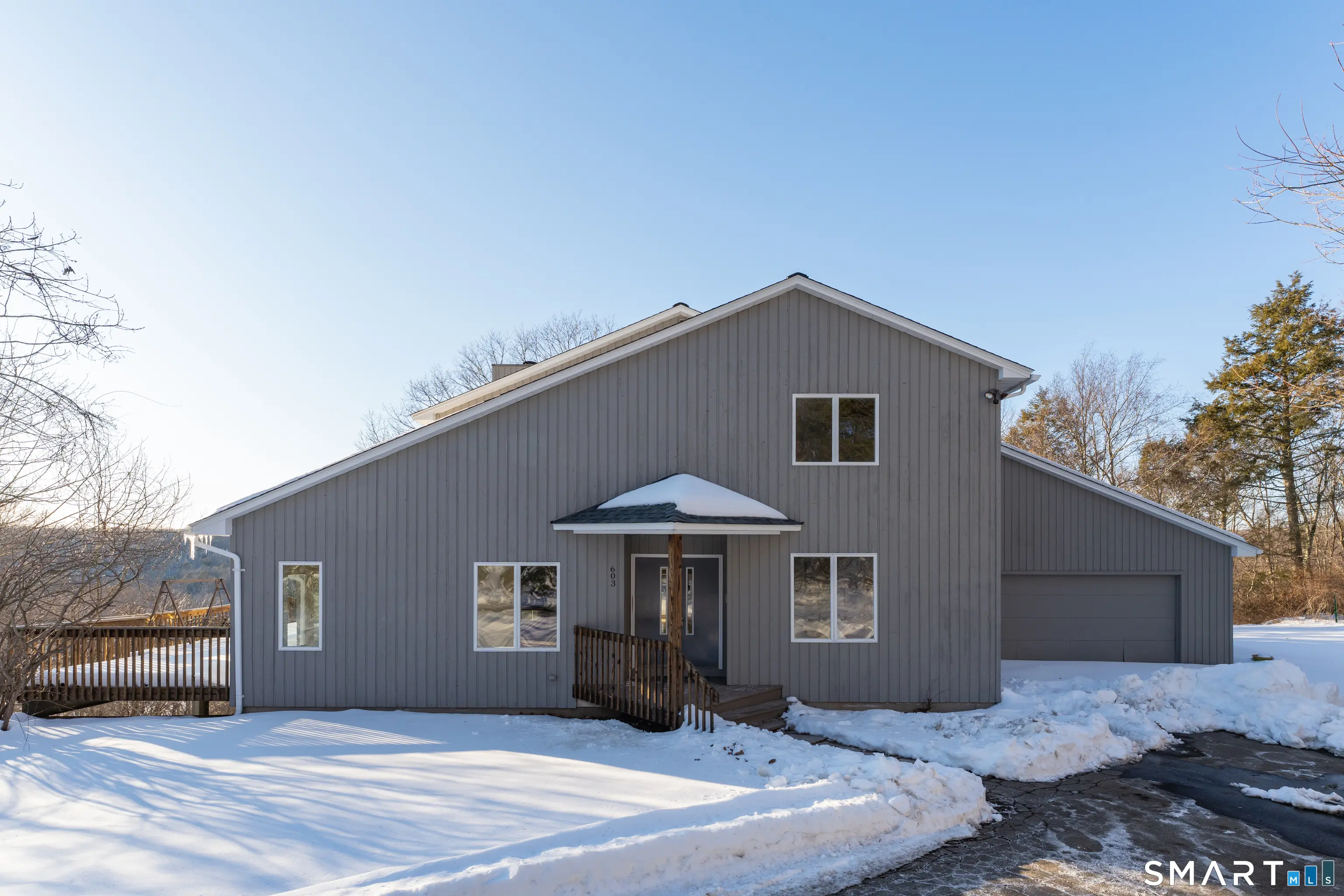 603 Lake Drive, Guilford