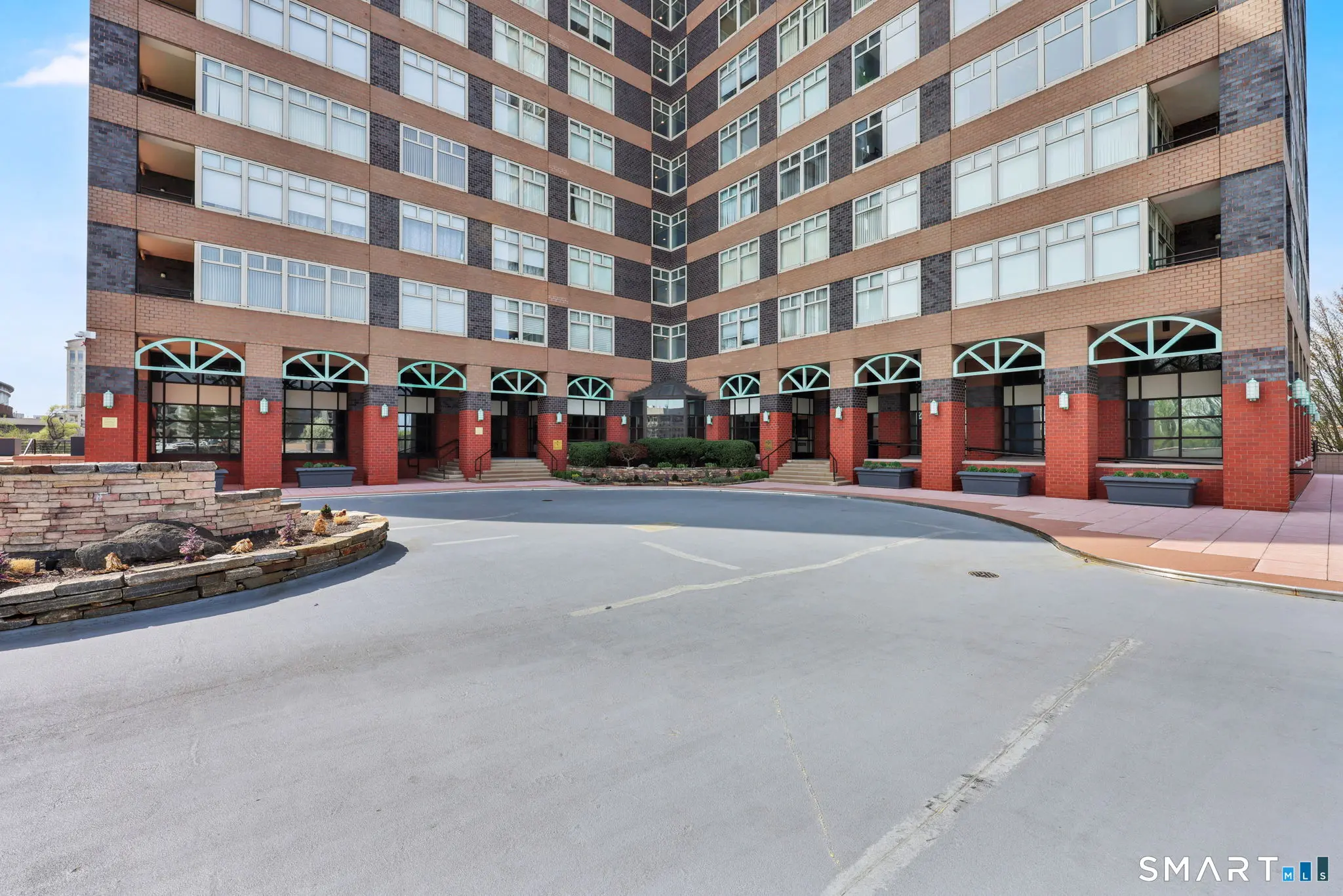 235 East River Drive 502, East Hartford