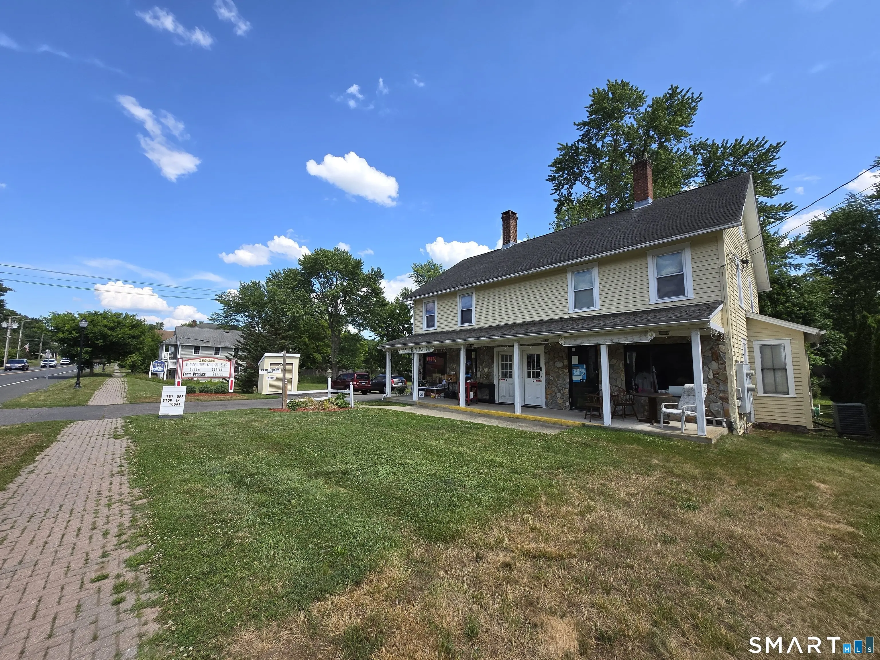 138 Main Street, Somers