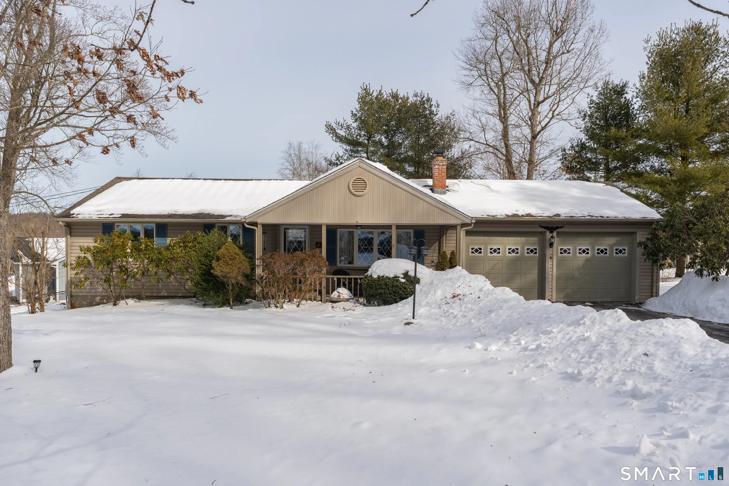 3 Hilltop Drive, Ledyard