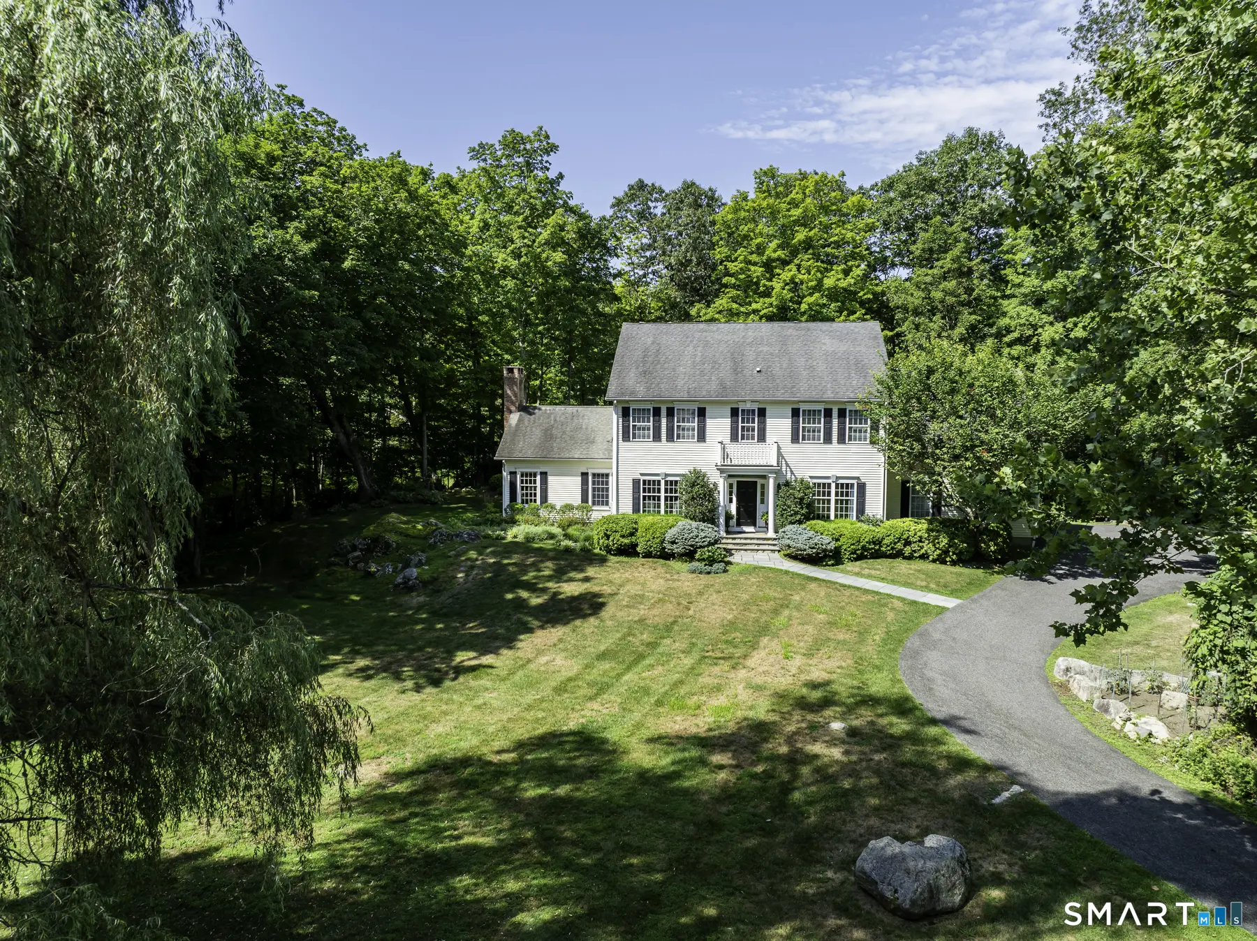 28 Great Pond Road, Ridgefield