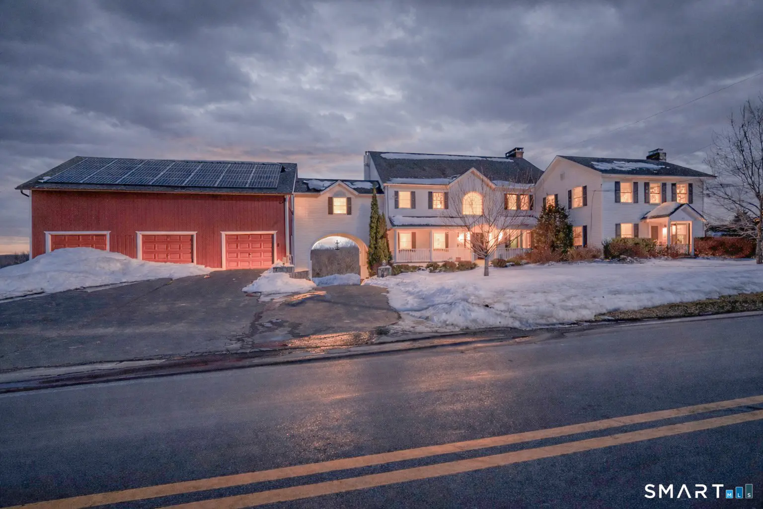 109 Long Meadow Hill Road, Brookfield