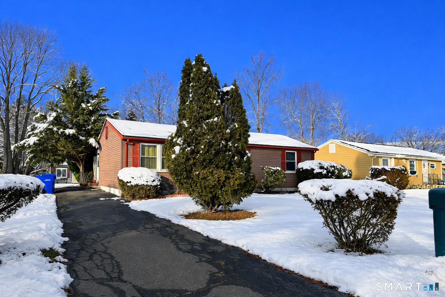 53 Farmstead Circle, Bloomfield