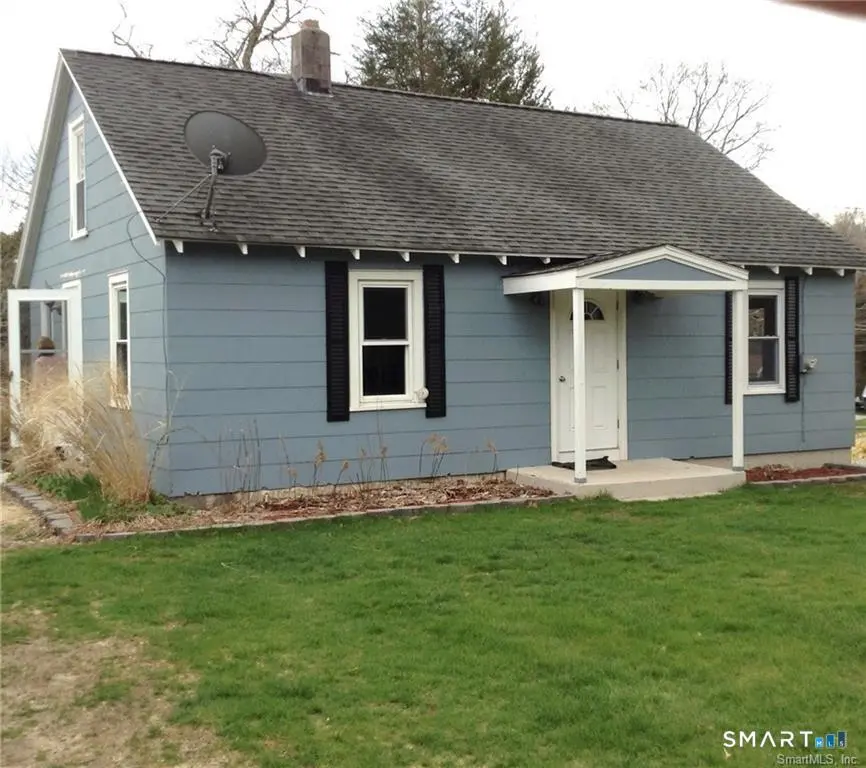 319 Chesterfield Road, East Lyme