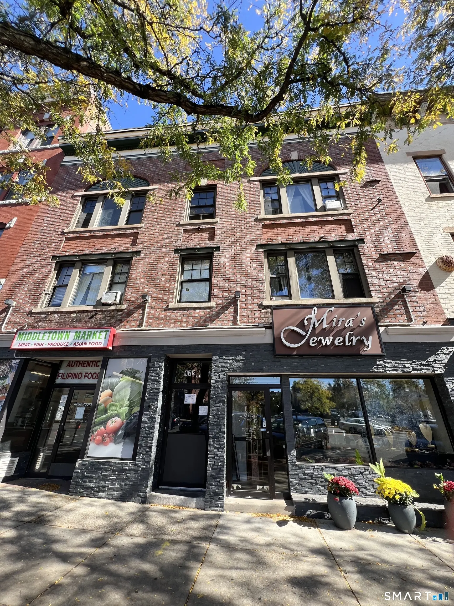 480 Main Street, Middletown