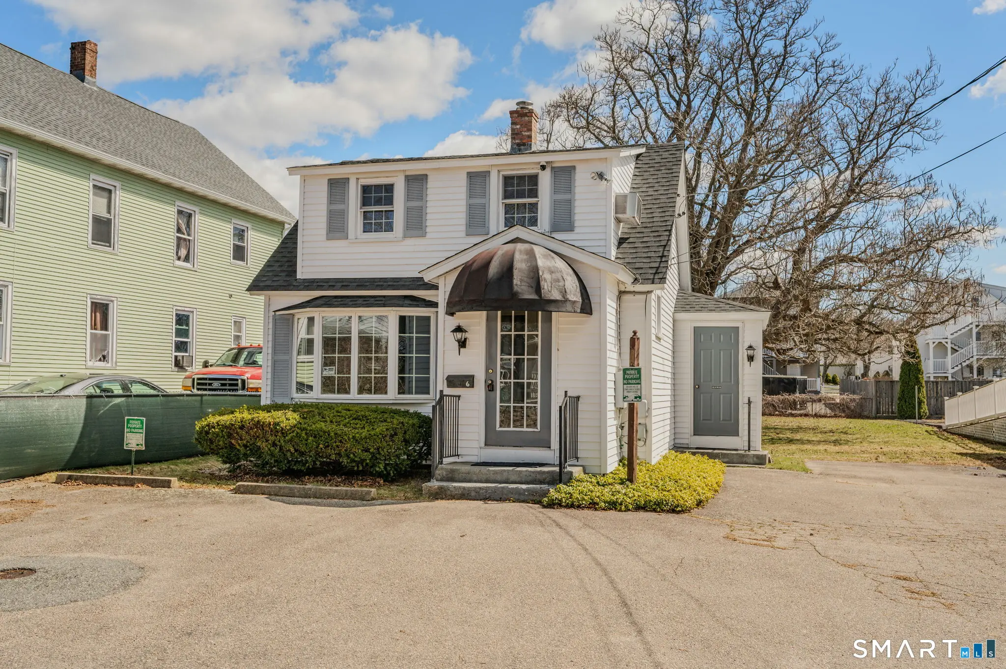 6 Hatch Street, Stonington