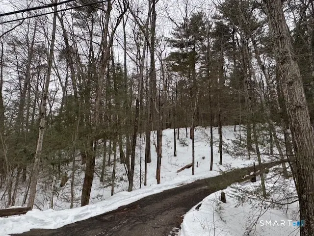 52 Shingle Mill Road, Simsbury
