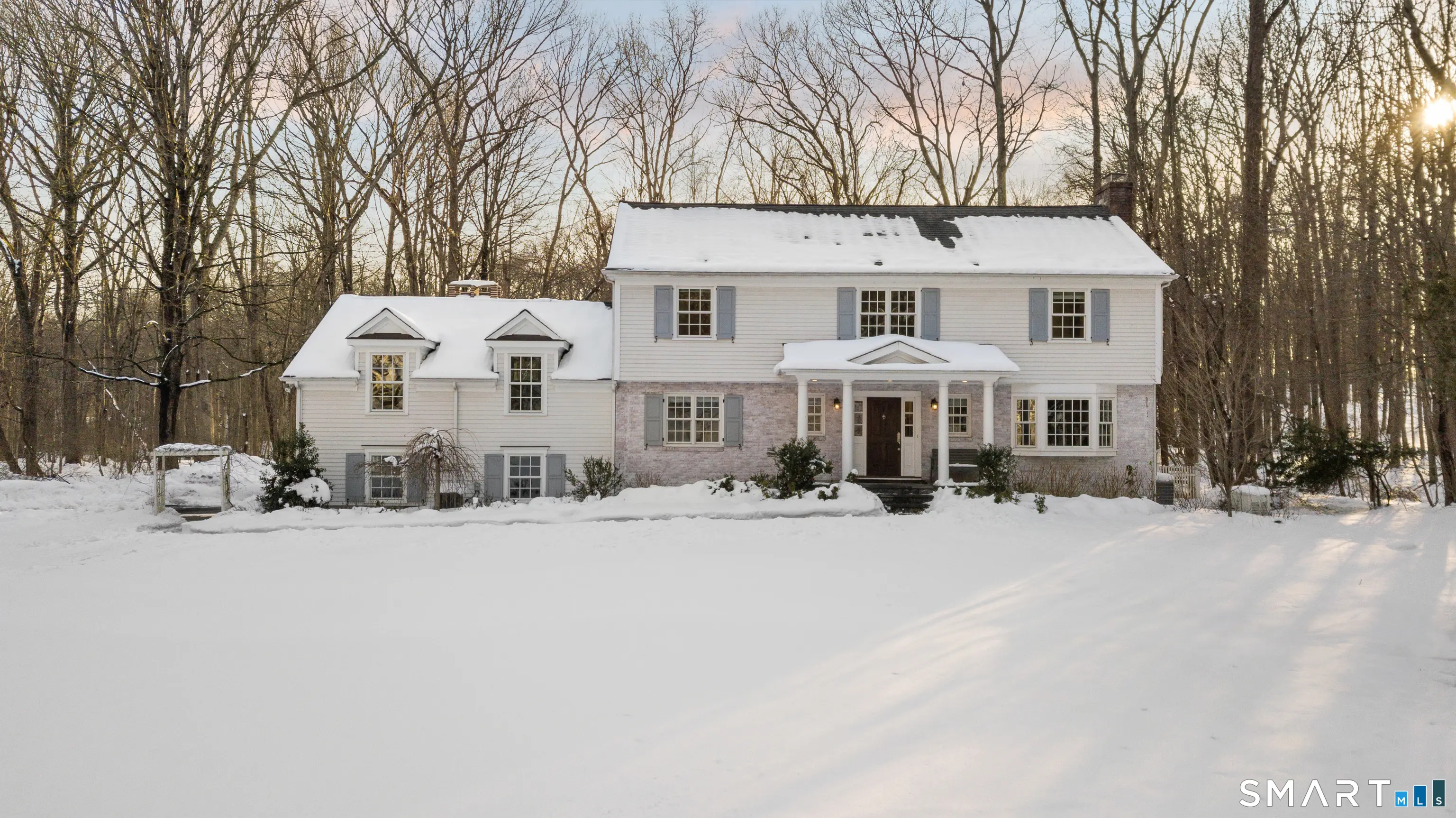 19 Circle Road, Darien