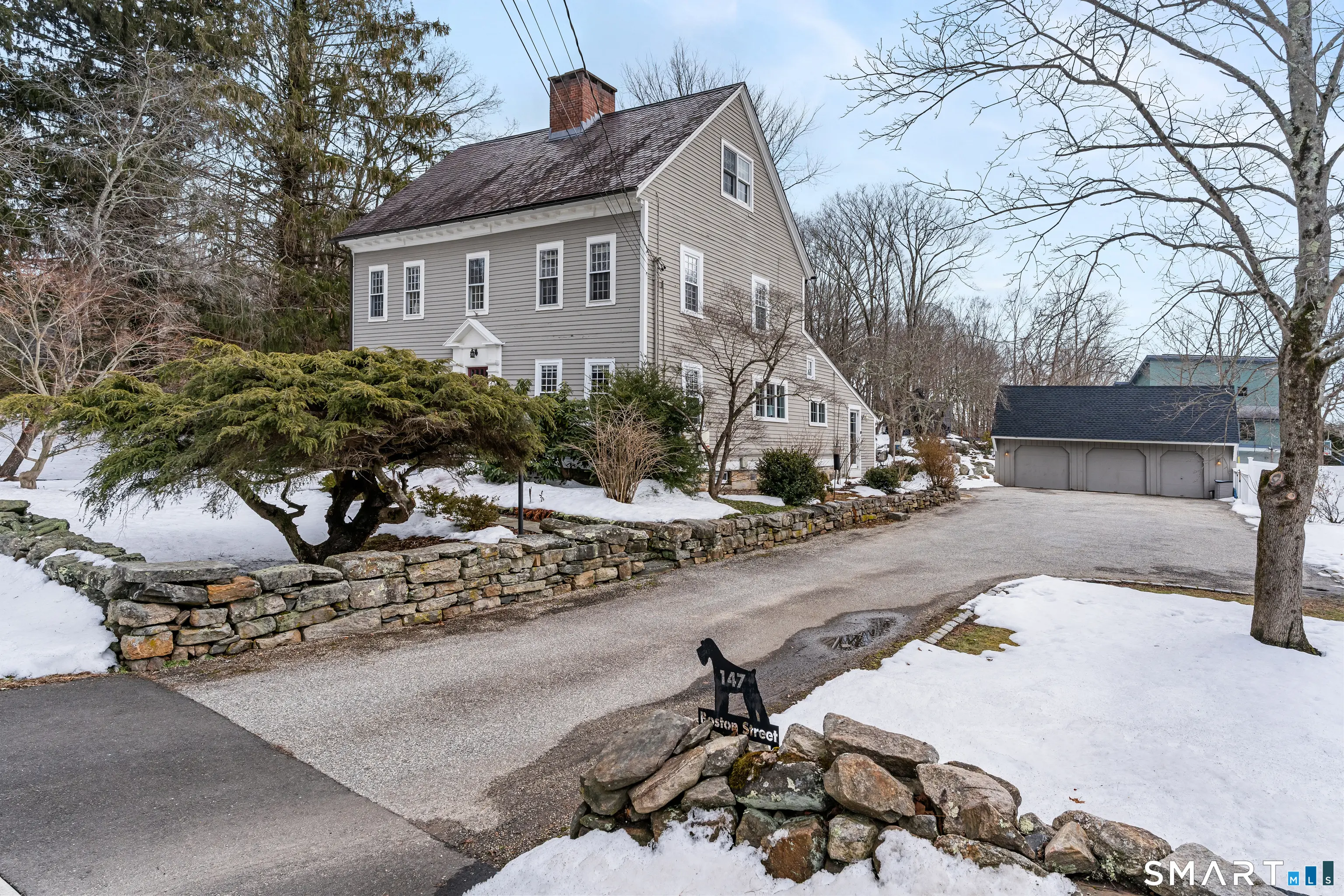 147 Boston Street, Guilford