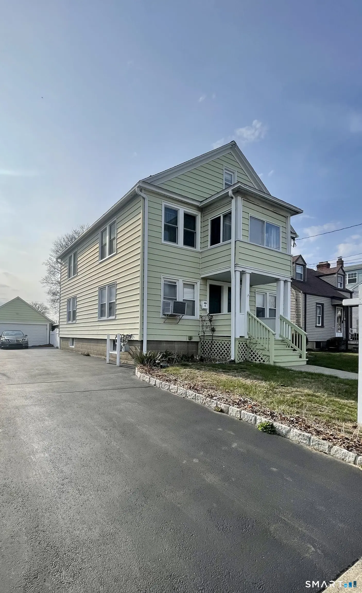 25 Clover Street, Stratford