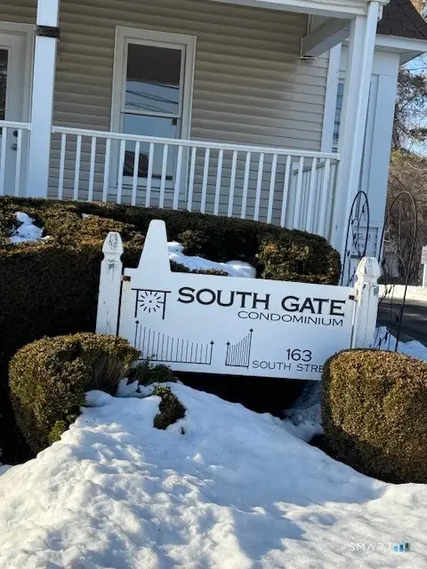 163 South Street 19, Danbury